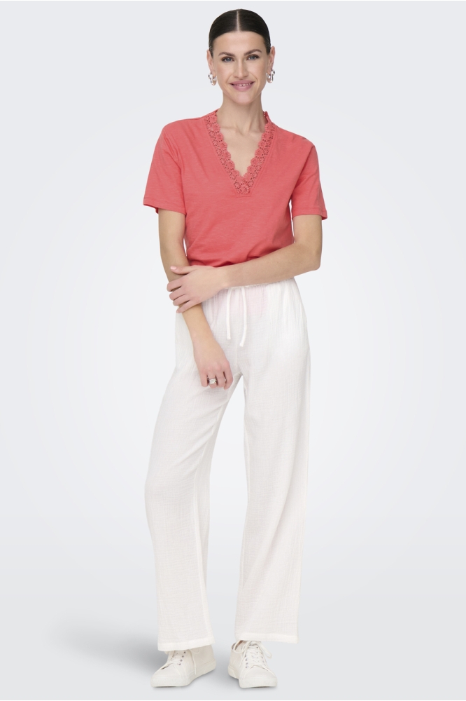 JDYSALVA LIFE S/S V-NECK TOP JRS DI 15351484 DUBARRY